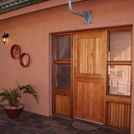 Grünau Goibib Mountain Lodge מראה חיצוני תמונה