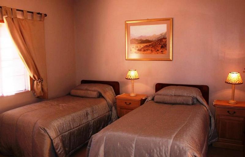 Grünau Goibib Mountain Lodge מראה חיצוני תמונה